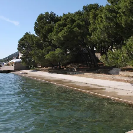 Appartement By The Sea Tisno, Murter - 5136