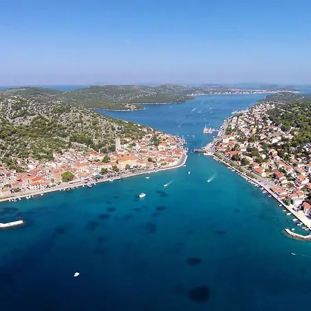 Apartments By The Sea Tisno, Murter - 5136 Tisno