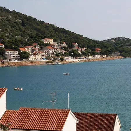 Apartments By The Sea Tisno, Murter - 5136 * Tisno