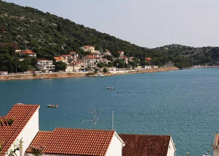 Apartments By The Sea Tisno, Murter - 5136 * Tisno