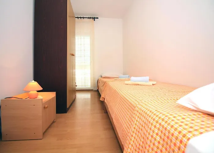 Apartments By The Sea Tisno, Murter - 5136